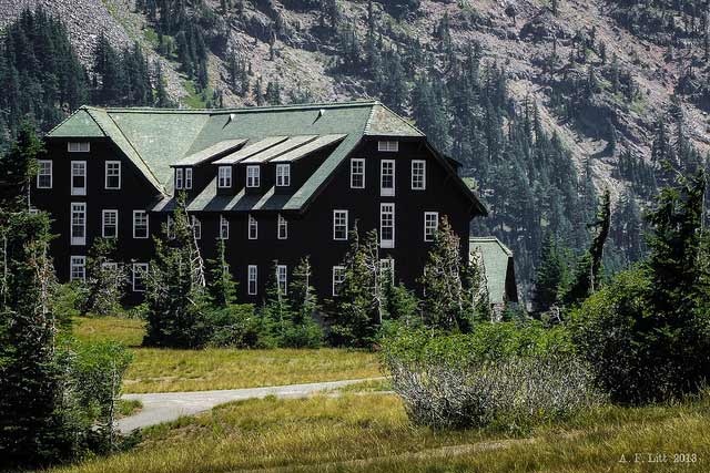 The Best Northwest Lodges