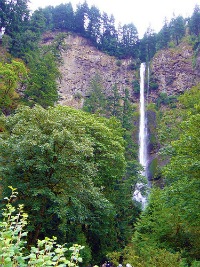 Multnomah Falls via sfgamchick on Flickr Creative Commons